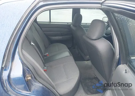 2005 Ford Crown Victoria Police z USA, uszkodzony, nr VIN 2FAHP71W95X101675